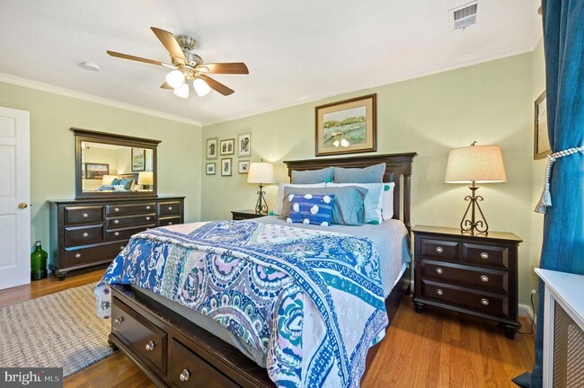 Master Bedroom - 2511 39th St NW