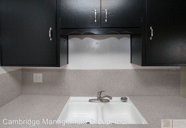 Building Photo - 3522 Madison Ave