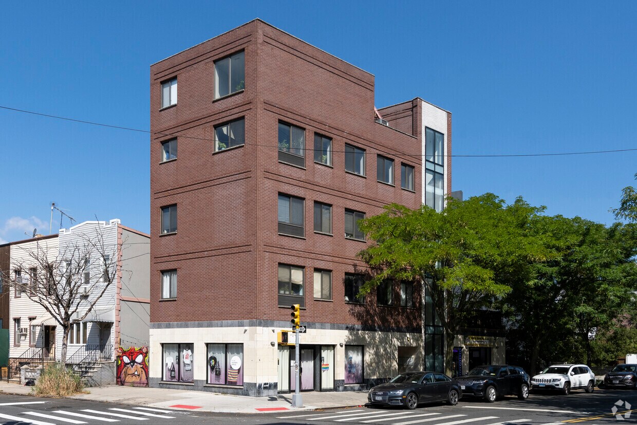 Foto principal - 184-188 Woodpoint Rd