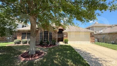 Building Photo - 2110 Pecan Ridge Dr