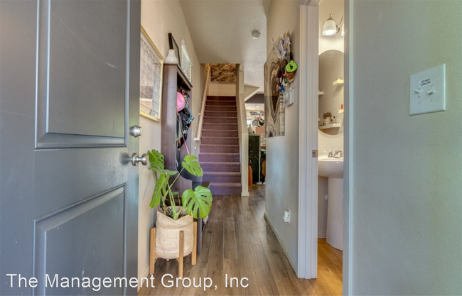 Building Photo - 3 br, 2.5 bath House - 8613 NE 14th Avenue