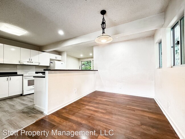 Building Photo - 3 br, 2 bath House - 2905 Kalawao Pl.