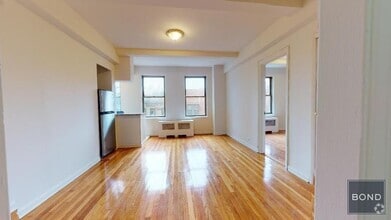 Building Photo - 301 E 38th St