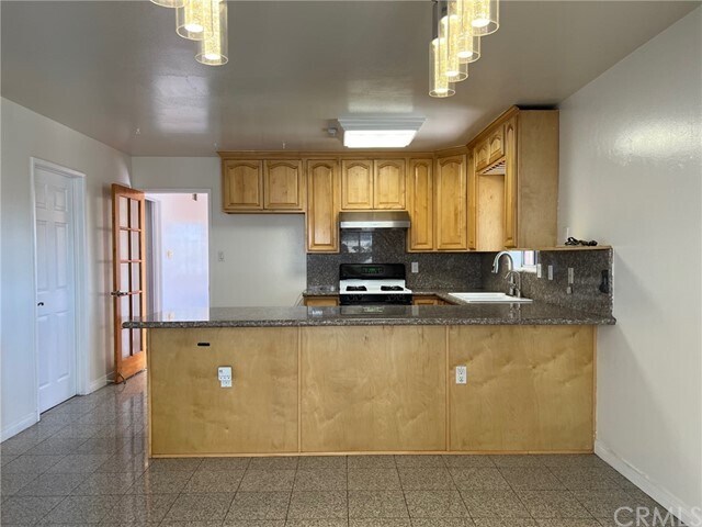 Building Photo - 927 Coriolanus Dr
