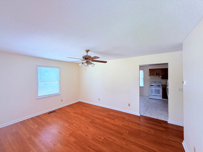 Building Photo - 248 Overlook Dr