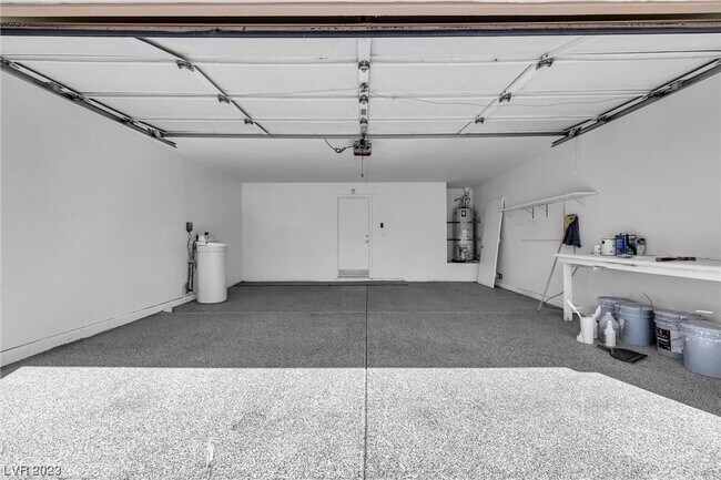 Building Photo - 8366 Drop Camp St