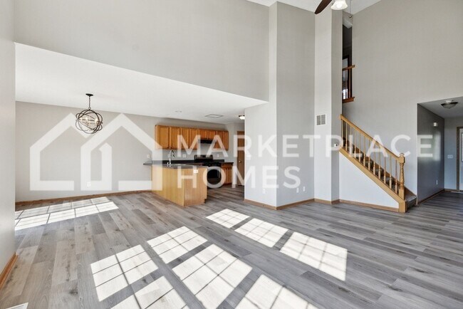 Foto del edificio - 660 Kenwood Dr
