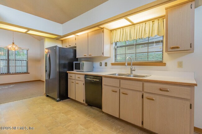 Foto del edificio - 3619 Bridgewood Dr