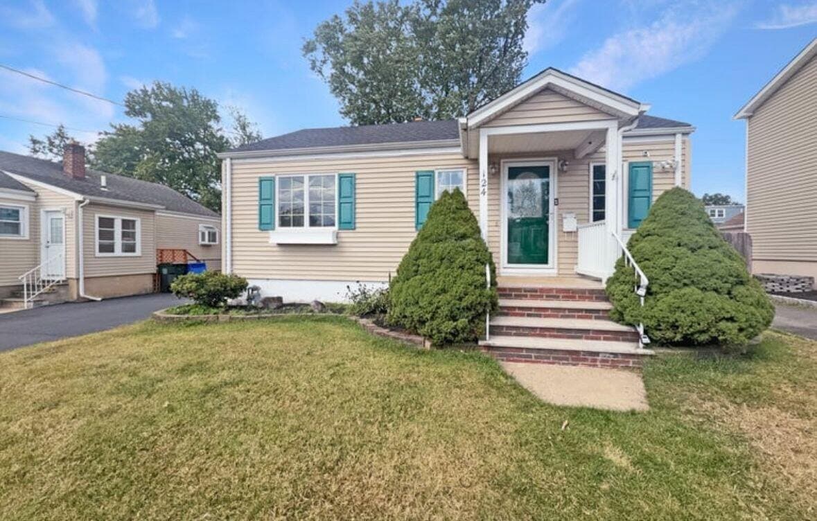 Primary Photo - 123 Lincoln Ave