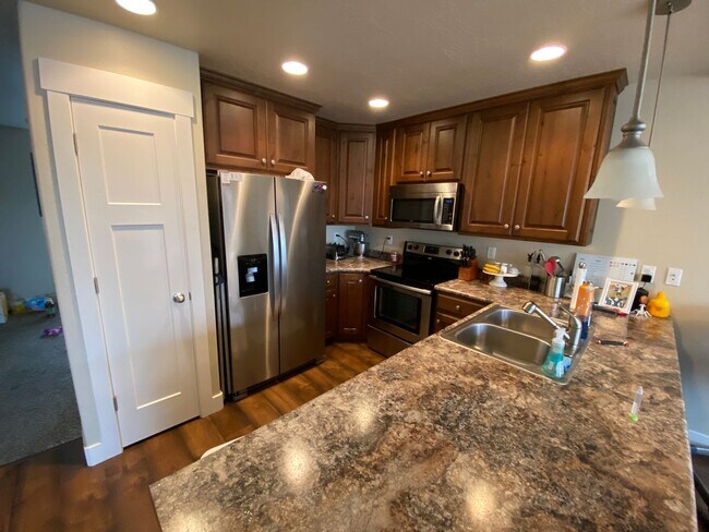 Foto del edificio - Cute Provo Townhome