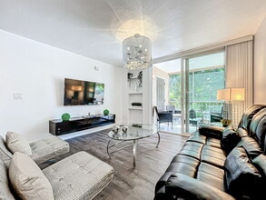 Building Photo - 7524 Seurat St