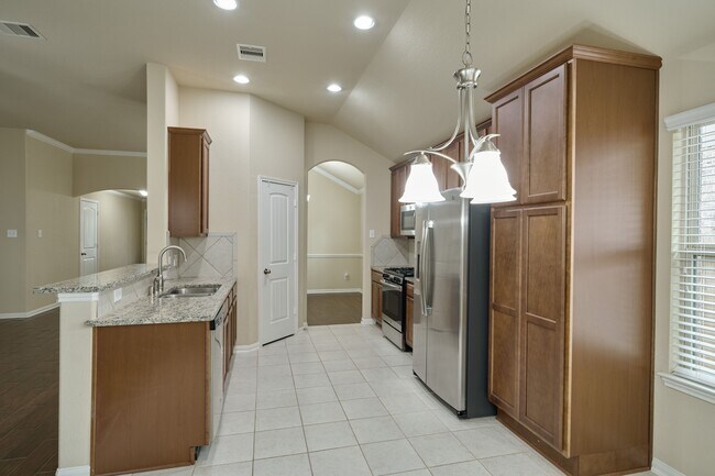 Kitchen - 1761 Cindy Ln