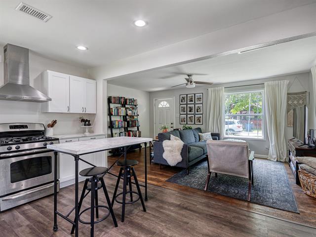 Foto del edificio - 4223 Glenhaven Blvd