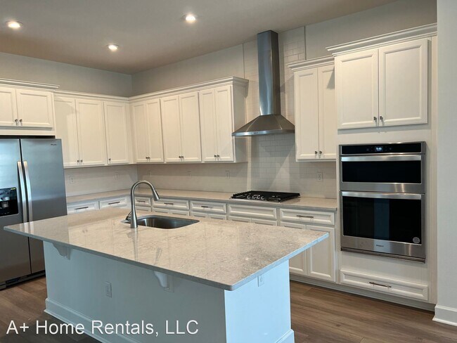 Building Photo - 5 br, 3 bath House - 7569 Estuary Lane Loop