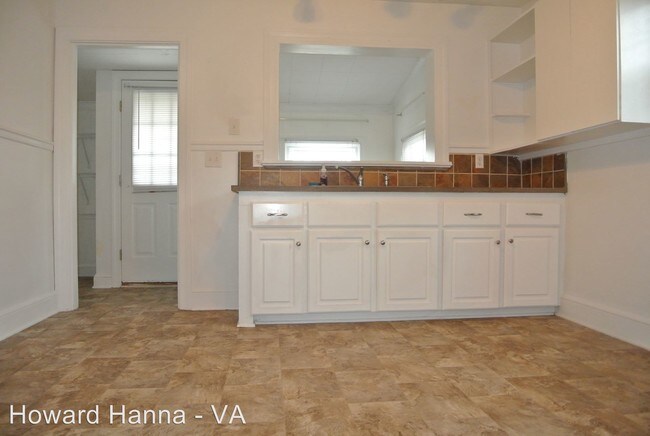 Building Photo - 2 br, 1 bath House - 208 Mulberry Lane