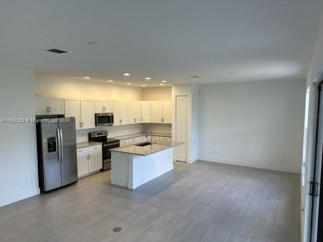 Building Photo - 16378 Sandy Shore Dr