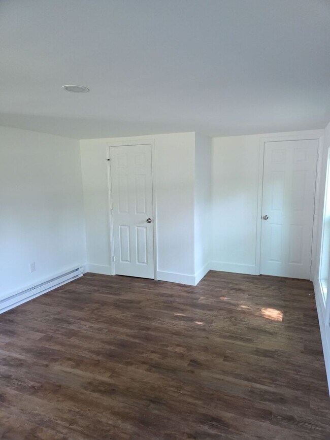 Building Photo - Newly remodeled home is located in Lancaster, SC 29720.