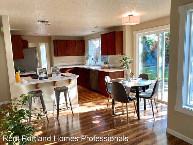 Building Photo - 4 br, 2.5 bath House - 12159 SW Anton Drive