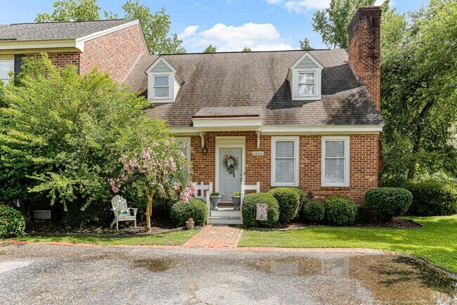 Foto del edificio - 2999 Delaware Dr