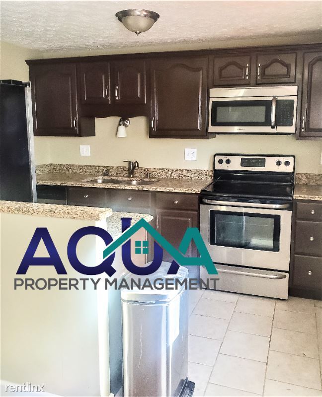 Foto del edificio - 3 br, 1 bath House - 39 Carriage Hill