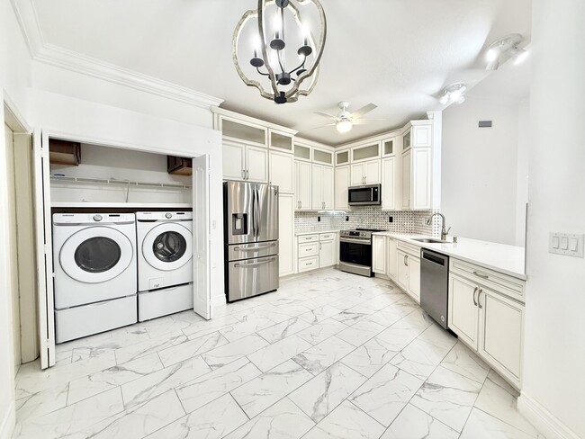 Building Photo - 9663 Boca Gardens Cir N