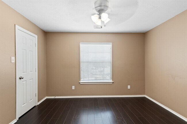 Foto del edificio - 3323 Atherton Canyon Ln