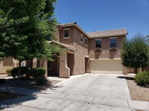 Building Photo - 1707 S Rochester Dr