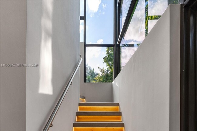 Foto del edificio - 2805 Freeman St