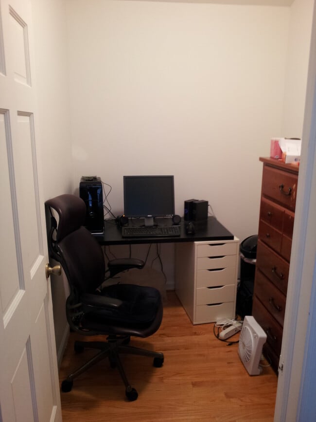 Extra room can be an office or huge closet - 564 1st St
