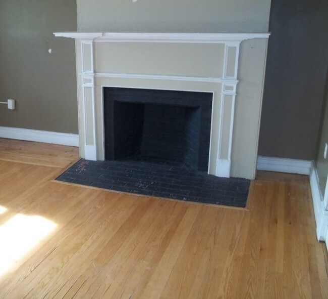 Bedroom 1 - 395 S Main St