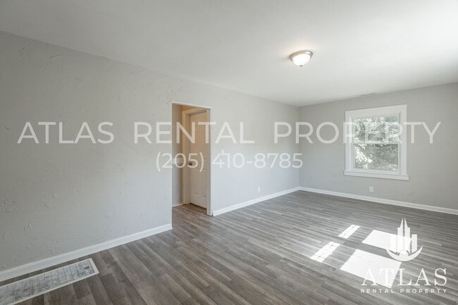 Foto del edificio - Renovated 2BR Gem in Chattanooga – Afforda...