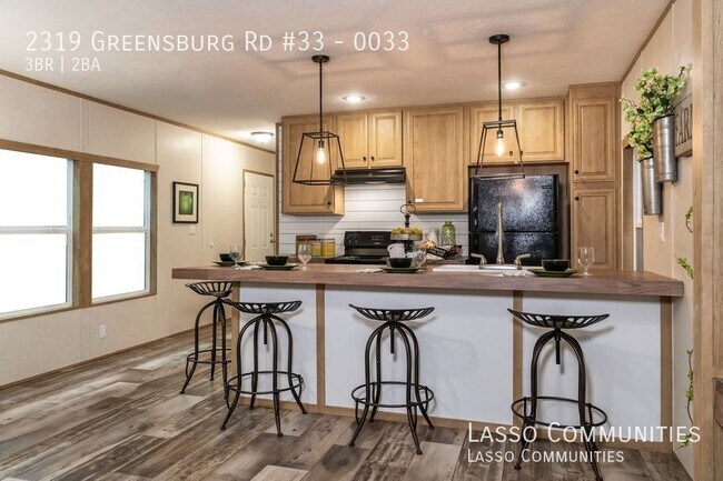 Building Photo - 2319 Greensburg Rd