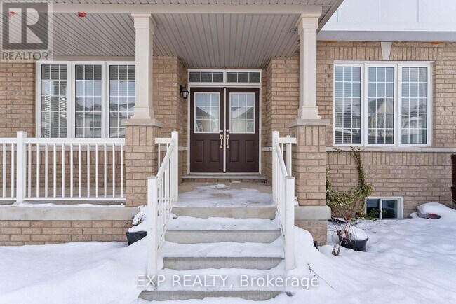 Building Photo - 1 Honey Comb Tr