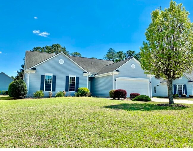 Building Photo - 702 Troon Ct SW