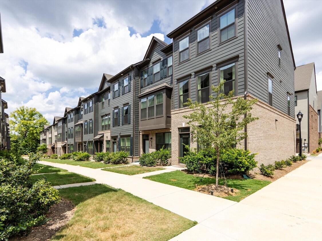 Foto principal - 413 Spearfield Ln