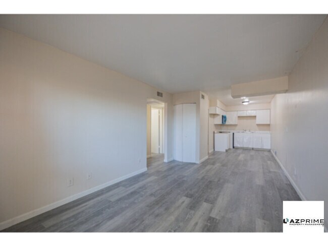 Foto del edificio - Experience this Newly Updated 2/1 Unit in ...