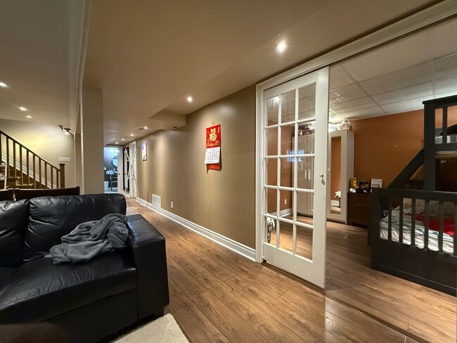 Building Photo - 7071 Baskerville Run