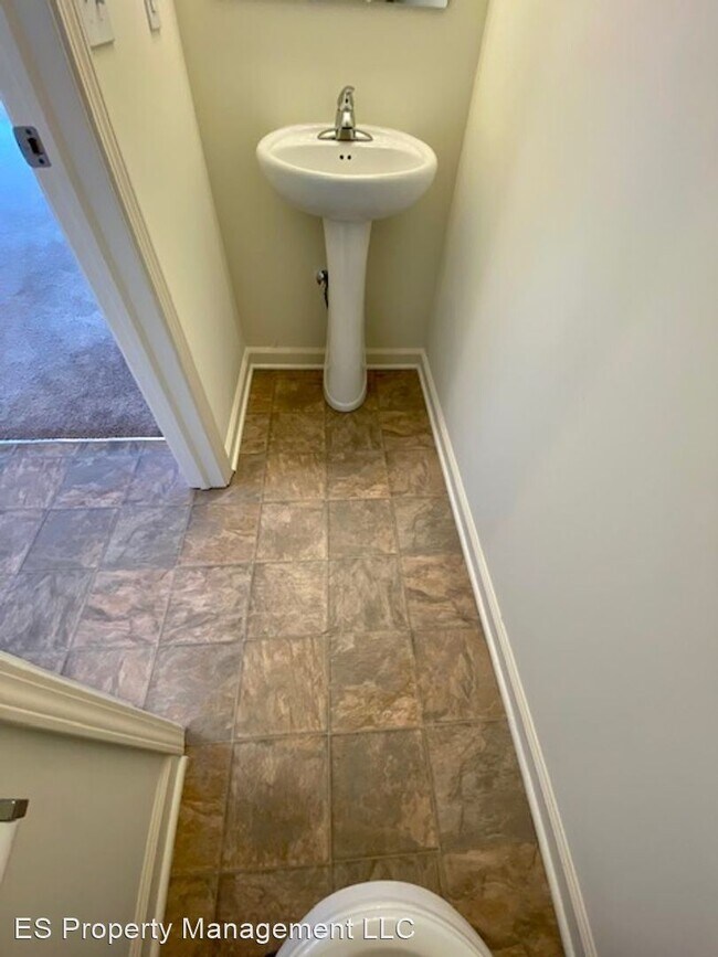 Foto del edificio - 4 br, 2.5 bath House - 10918 Spirit Dr.