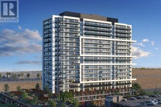 Building Photo - 2425-2425 Simcoe St N