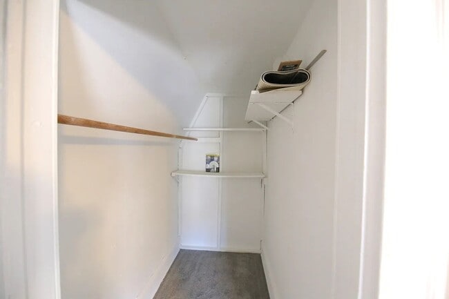 Building Photo - 9 Vincent Pl