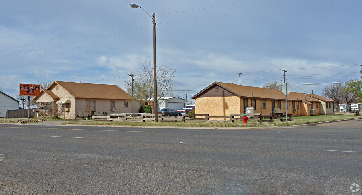 Primary Photo - 1305 S 9th St
