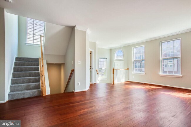 Foto del edificio - 13364 Colchester Ferry Pl