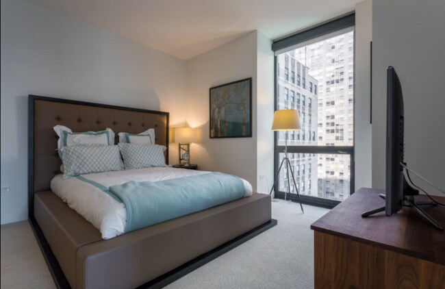 Foto del edificio - 75 E Lake St