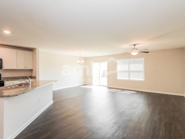 Foto del edificio - 7104 Brittany Pointer Ct