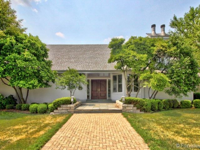 Primary Photo - 205 N Kingsway Dr