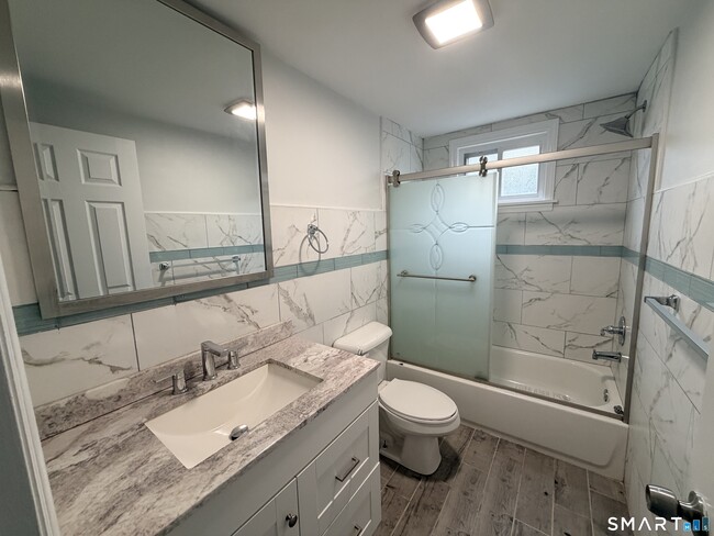 Foto del edificio - 1769 Park Ave