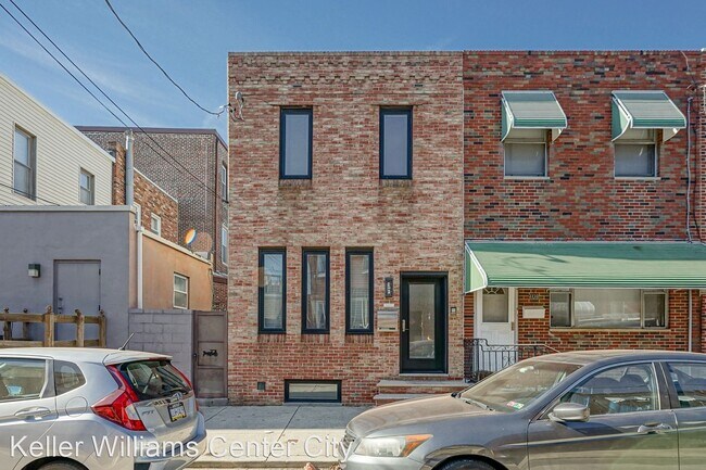 Foto del edificio - 2 br, 2.5 bath House - 2232 S. Juniper St