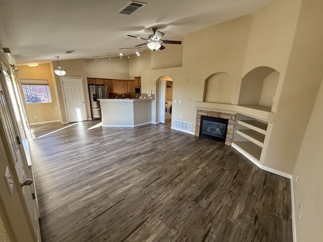 Building Photo - 5551 W 29th St