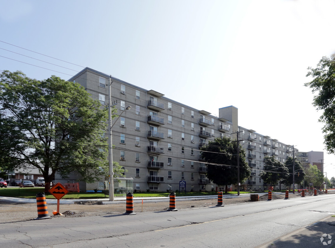 Primary Photo - Mohawk Towers