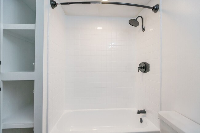 Interior Photo - 238 South Serrano Ave